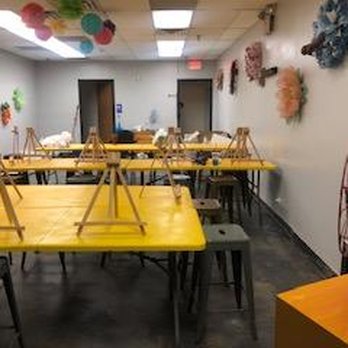 ICreate - A space to inspire your creativity - Paint & Sip Near Me - Chicago, Illinois ICreate - A space to inspire your creativity - Paint & Sip Near Me - Chicago, Illinois