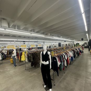 Mids Market - Thrift Stores Near Me - Miami Shores, Florida