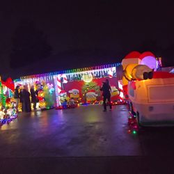 Dovewood Court Christmas Lights