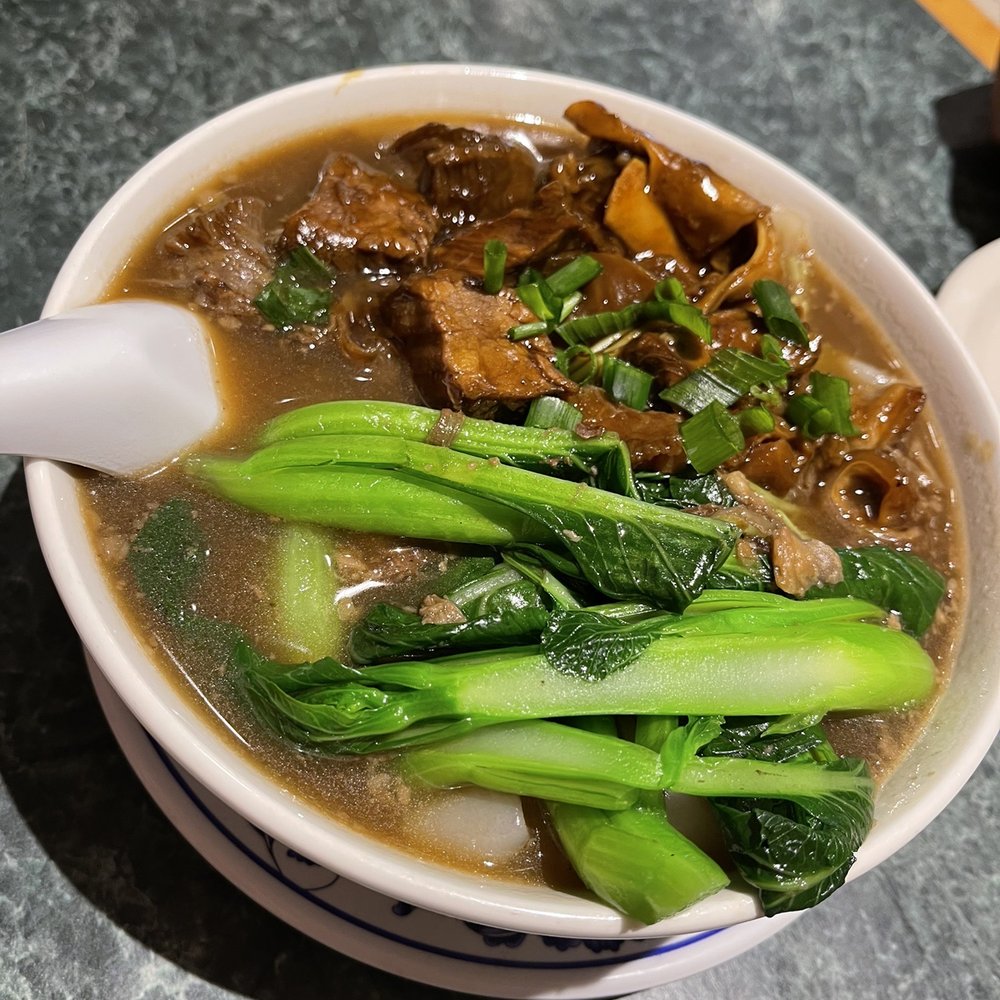 Beef Brisket with Rice Noodle Soup Beef Brisket with Rice Noodle Soup