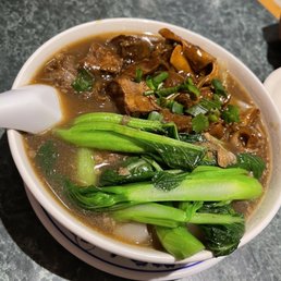 Beef Brisket with Rice Noodle Soup Beef Brisket with Rice Noodle Soup