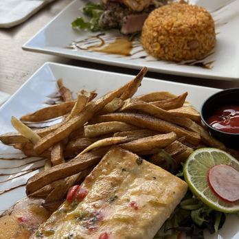 Cayo Blanco - Mahi mahi - Seafood Near Me - San Juan, Puerto Rico Cayo Blanco - Mahi mahi - Seafood Near Me - San Juan, Puerto Rico