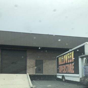 The Tint Plug - Business Front - Car Window Tinting Near Me The Tint Plug - Business Front - Car Window Tinting Near Me