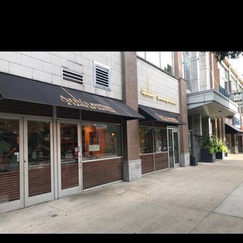 Anh's Kitchen - Vietnamese Near Me - Atlanta, Georgia