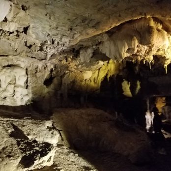 Crystal Cave - Parks Near Me - Three Rivers, California