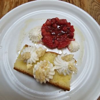 Mama - Lemon cake - Italian Near Me - Oakland, California