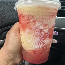 Starbucks - Frozen pineapple, passionfruit lemonade
