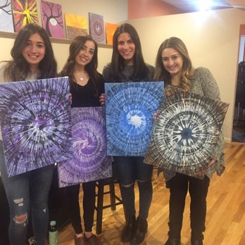 Casa de Spin - Paint & Sip Near Me - Massapequa, New York Casa de Spin - Paint & Sip Near Me - Massapequa, New York