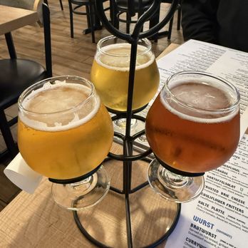 Das Bierhauz - Flight - Beer Gardens Near Me - Redwood City, California Das Bierhauz - Flight - Beer Gardens Near Me - Redwood City, California