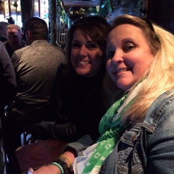 Pippin's Tavern - Irish Pub Near Me - Chicago, Illinois