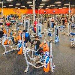 Crunch Fitness - West End