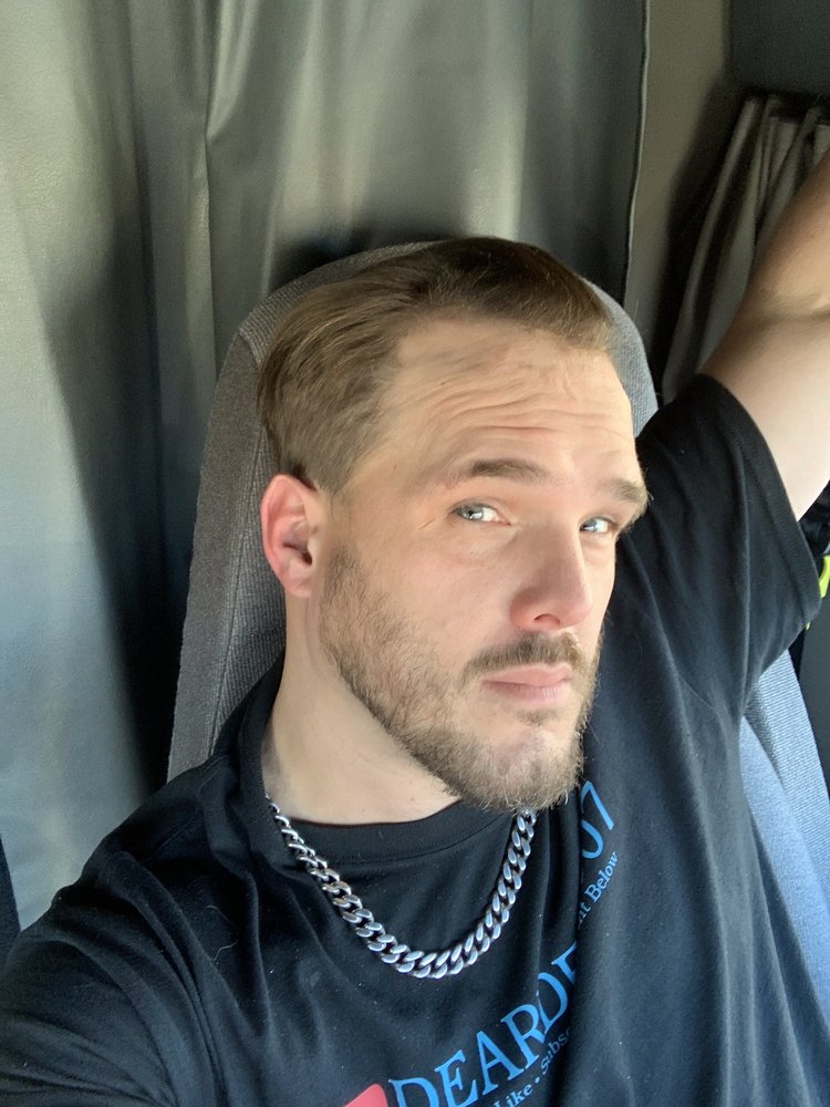 LADY JANE’S HAIRCUTS FOR MEN Updated October 2024 14 Photos & 13