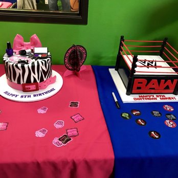 Ele Makes Cakes - Custom Cakes Near Me
