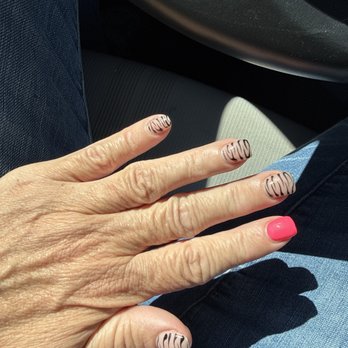 Cindy Nails Spa - zebra gel nail manicure by Tom - Nail Salons Near Me - Chatsworth, California