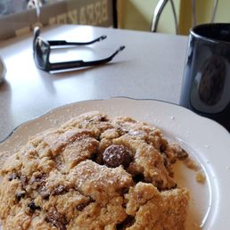 Coffee & Reeses PB scone - not too shabby.