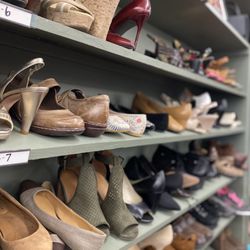 Laura Mae's Resale Shop