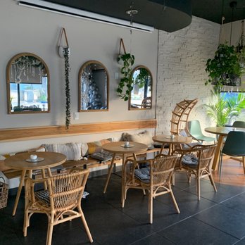 Lele Cake - Coffee & Tea Near Me - Los Gatos, California
