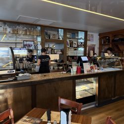 Cosmos Ristorante & Pizzeria - Great kitchen, great pizza
