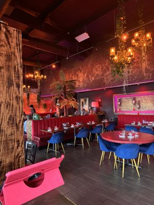 Tiki Thai by null
