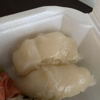 Red Koi Japanese Cuisine - scallop nigiri - Sushi Bars Near Me - Bartlett, Tennessee
