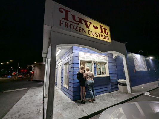 Luv-It Frozen Custard by null