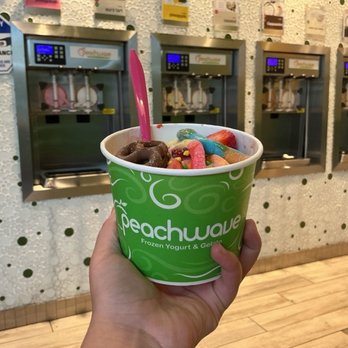 Peachwave - This is the one I ended up getting! Amazing! - Ice Cream & Frozen Yogurt Near Me - Bronx, New York Peachwave - This is the one I ended up getting! Amazing! - Ice Cream & Frozen Yogurt Near Me - Bronx, New York