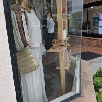 La Bottega - Perfect look for a weekend. - Jewelry Near Me - Corona Del Mar, California La Bottega - Perfect look for a weekend. - Jewelry Near Me - Corona Del Mar, California