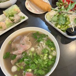 Pho Tai Pho Tai