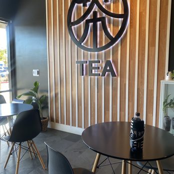 R&B Tea - Seating area - Bubble Tea Near Me - San Diego, California R&B Tea - Seating area - Bubble Tea Near Me - San Diego, California