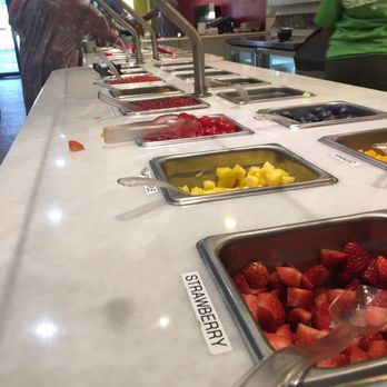 Kiwi Spoon - Food- Toppings - Ice Cream & Frozen Yogurt Near Me - Rocky Hill, Connecticut Kiwi Spoon - Food- Toppings - Ice Cream & Frozen Yogurt Near Me - Rocky Hill, Connecticut