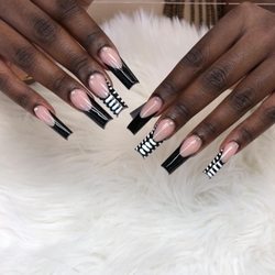 Hi Nails