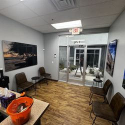 Elevate Health and Wellness LV - Waiting room