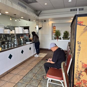 Wah Sing Dim Sum - The waiting seats - Dim Sum Near Me - San Gabriel, California Wah Sing Dim Sum - The waiting seats - Dim Sum Near Me - San Gabriel, California