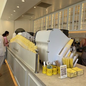 La La Land - Coffee & Tea Near Me - Glendale, California La La Land - Coffee & Tea Near Me - Glendale, California