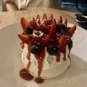 Luna Pasta e Dolci Take-Away - Pavlova - Pasta Shops Near Me - Miami, Florida
