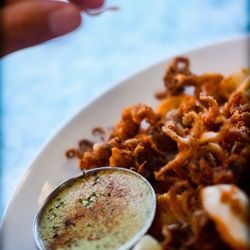 Doc's Marina Grill - CRISPY FRIED CALAMARI