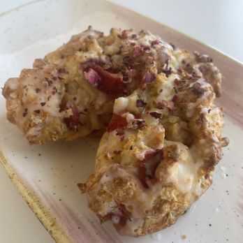 Rose Cafe - Strawberry lychee scone - Breakfast & Brunch Near Me - Oceanside, California