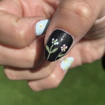 Nails at Southshore - Painted Flowers on Thumb - Nail Salons Near Me - Alameda, California Nails at Southshore - Painted Flowers on Thumb - Nail Salons Near Me - Alameda, California