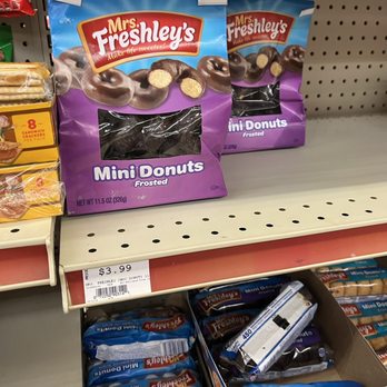 Allsup's Convenience Store - Overpriced mini donuts - Gas Stations Near Me - Las Vegas, New Mexico