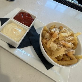 RhuBar - Kitchen and Cocktails - Truffle fries bottom of them were all soggy - Bars Near Me - Burbank, California RhuBar - Kitchen and Cocktails - Truffle fries bottom of them were all soggy - Bars Near Me - Burbank, California