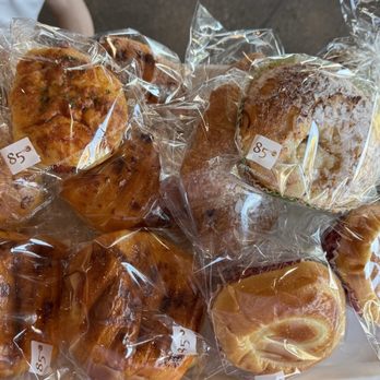 85°C Bakery Cafe-Gardena - Coffee & Tea Near Me - Gardena, California