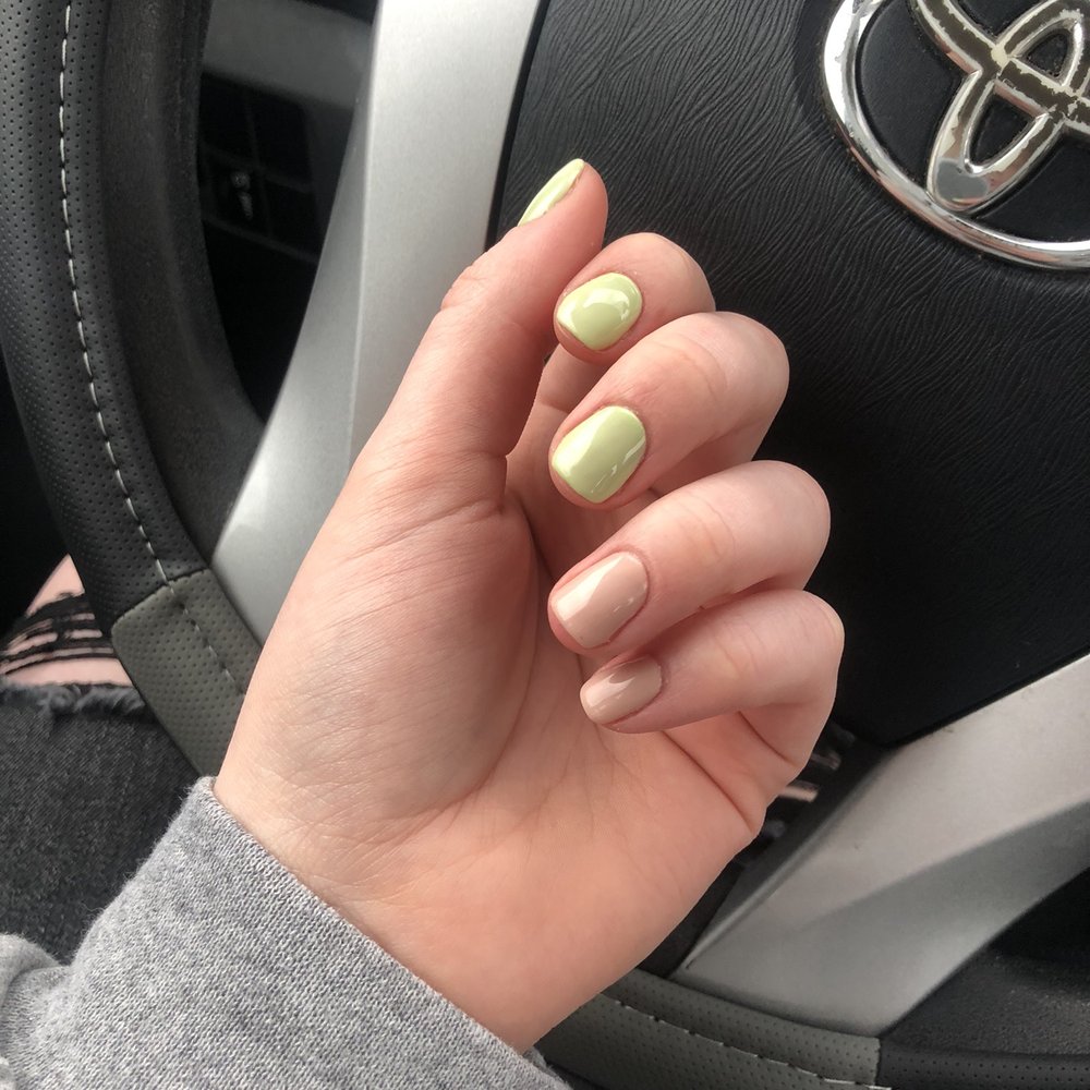 French Nails - Nail Salons Near Me - Schaumburg, Illinois