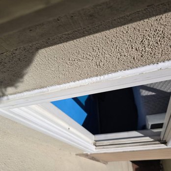Fix Point - AFTER: clean new bead sealing the top of the window - TV Mounting Near Me - Aliso Viejo, California Fix Point - AFTER: clean new bead sealing the top of the window - TV Mounting Near Me - Aliso Viejo, California