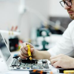Fiji IT Solutions - Laptop Repair #fijiitsolutions #sanmateo #bayarea #laptoprepair