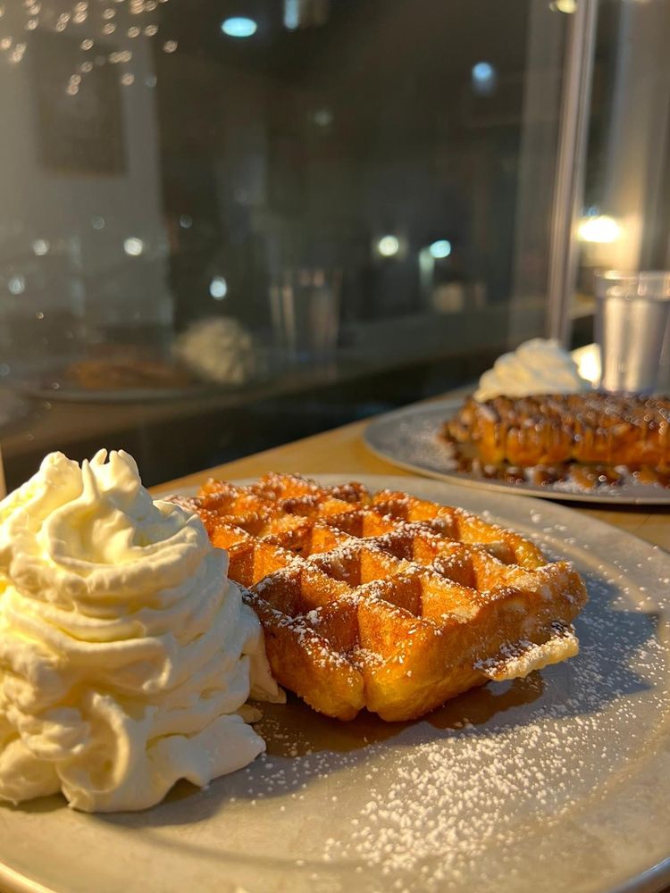 Social spots from Zinneken's Belgian Waffles - Harvard Square