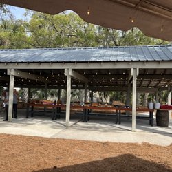Mingo Point Oyster Roast and Bar-B-Que - BBQ and Seafood boil section