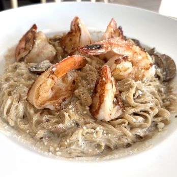 19Seventy at the Ovalo - Chicken marsala but shrimp replacement request :) - Italian Near Me - Arcadia, California