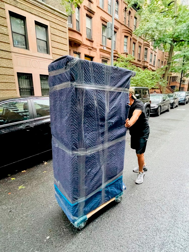 BUMBLE BEE MOVING Updated September 2024 Request a Quote 23