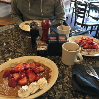 Ball Square Cafe - Breakfast & Brunch Near Me - Somerville, Massachusetts
