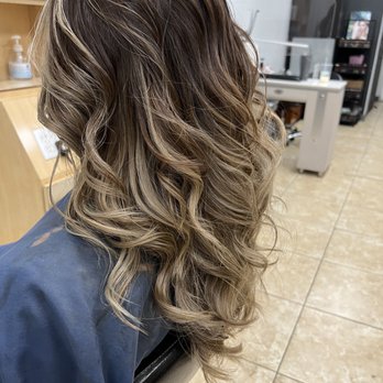 Royal Hair & Nails - 11/10/2023 - hair by Kay. Detox treatment, required zero bleach to achieve this look. - Hair Salons Near Me - Stanton, California Royal Hair & Nails - 11/10/2023 - hair by Kay. Detox treatment, required zero bleach to achieve this look. - Hair Salons Near Me - Stanton, California